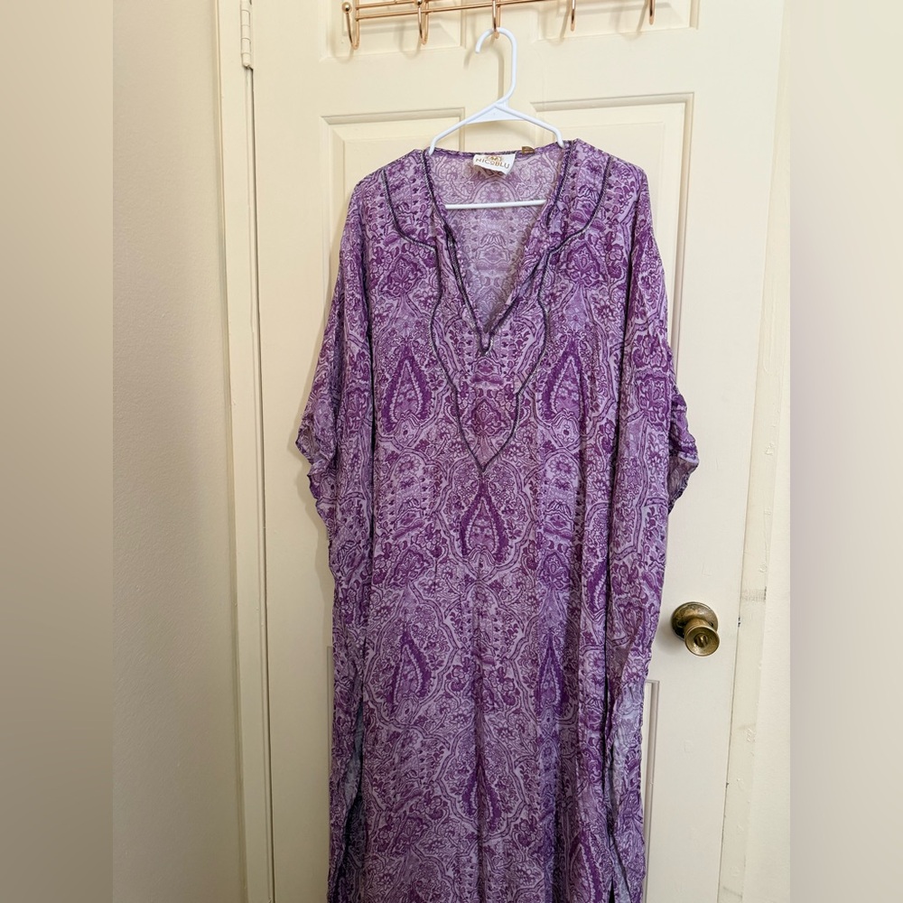 Nicoblu Lavender Paisley Women's Caftan